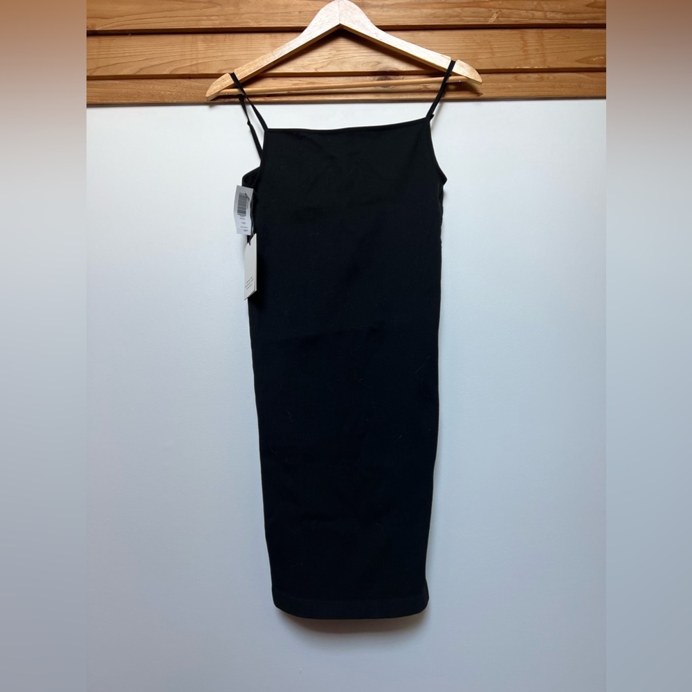 Aritizia's Sunday Best - black Avery Dress. Never warn, with tags.